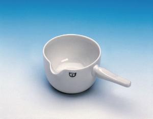 Evaporation capsule with flat bottom and handle