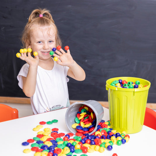 Conjunto de contas coloridas