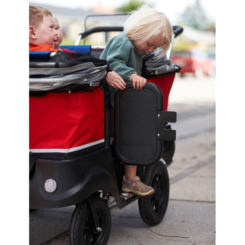 Load image into Gallery viewer, Bus for transporting 6 children