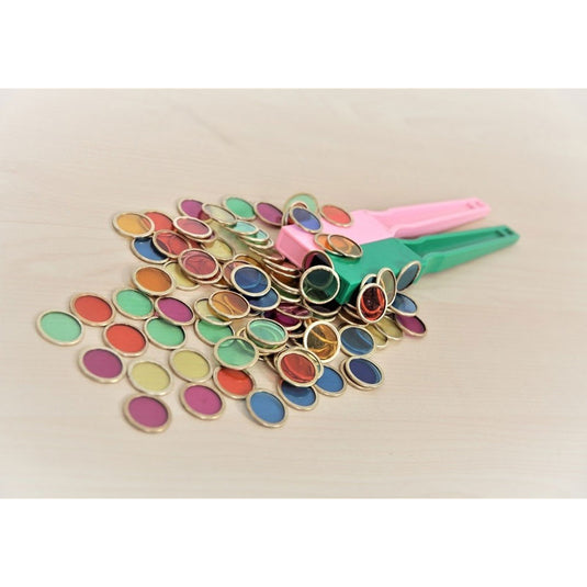 Magnetic bars and 100 magnetic circular tokens