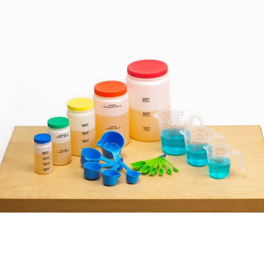 Set of 19 containers for measuring liquids