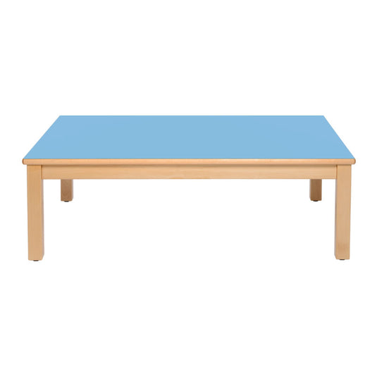 Mesa múltipla com estrutura e pernas em madeira