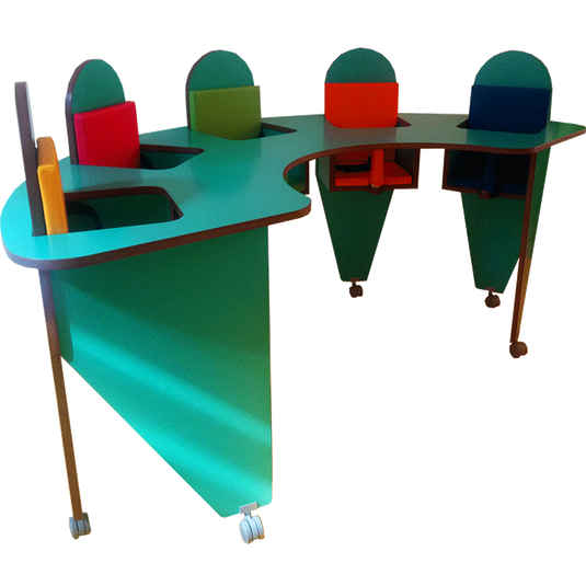 5-seater dining table