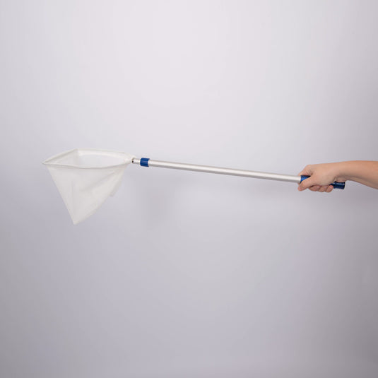 Aquatic capture net with telescopic aluminum handle