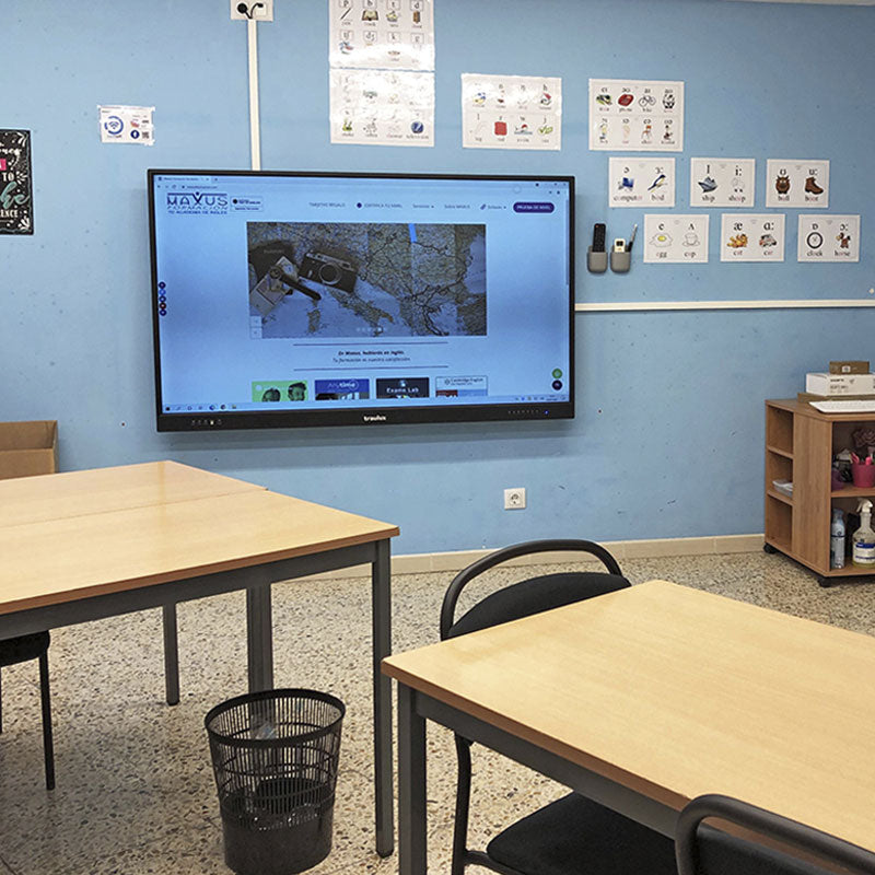 Load image into Gallery viewer, TRAULUX TLM80 Series 4K LED Interactive Monitor