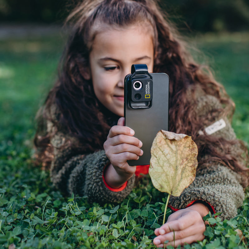 Load image into Gallery viewer, NATIONAL GEOGRAPHIC Microscópio 200x para smartphone com CPL
