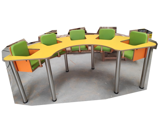 Mesa de alimentação com 5 lugares